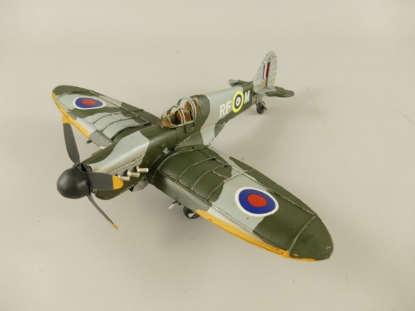 Blechmodell - Supermarine Spitfire RAF Jagdflugzeug, 28 cm